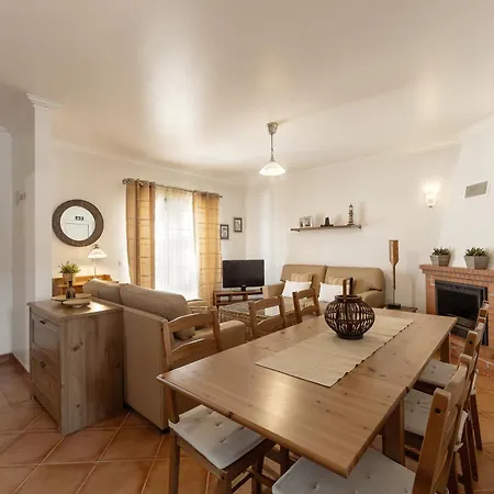Casa Burgues Mar & Lagoa Hébergement de vacances *